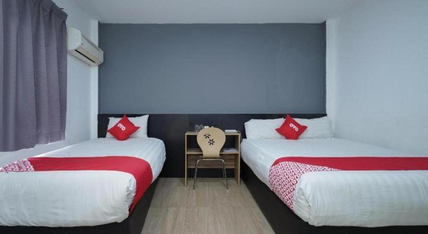 Oyo 90106 Sindbad Hotel